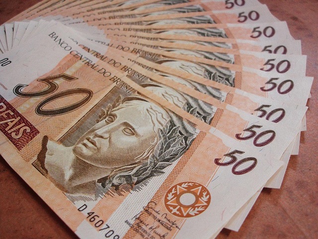 cizí peníze